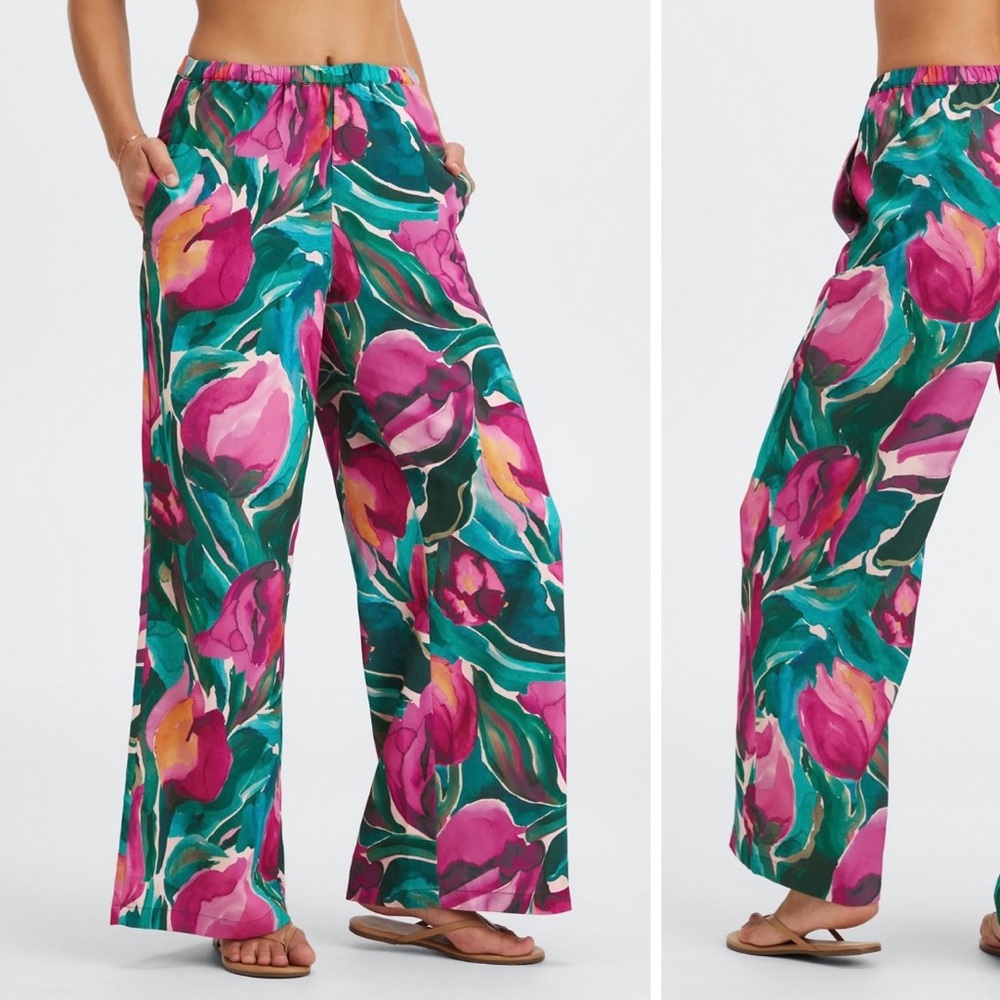 🌟HP🌟🌸Beautiful Fabletics Sleep Pants🌸